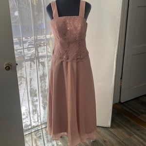 - Pretty pink sequin dress for a wedding